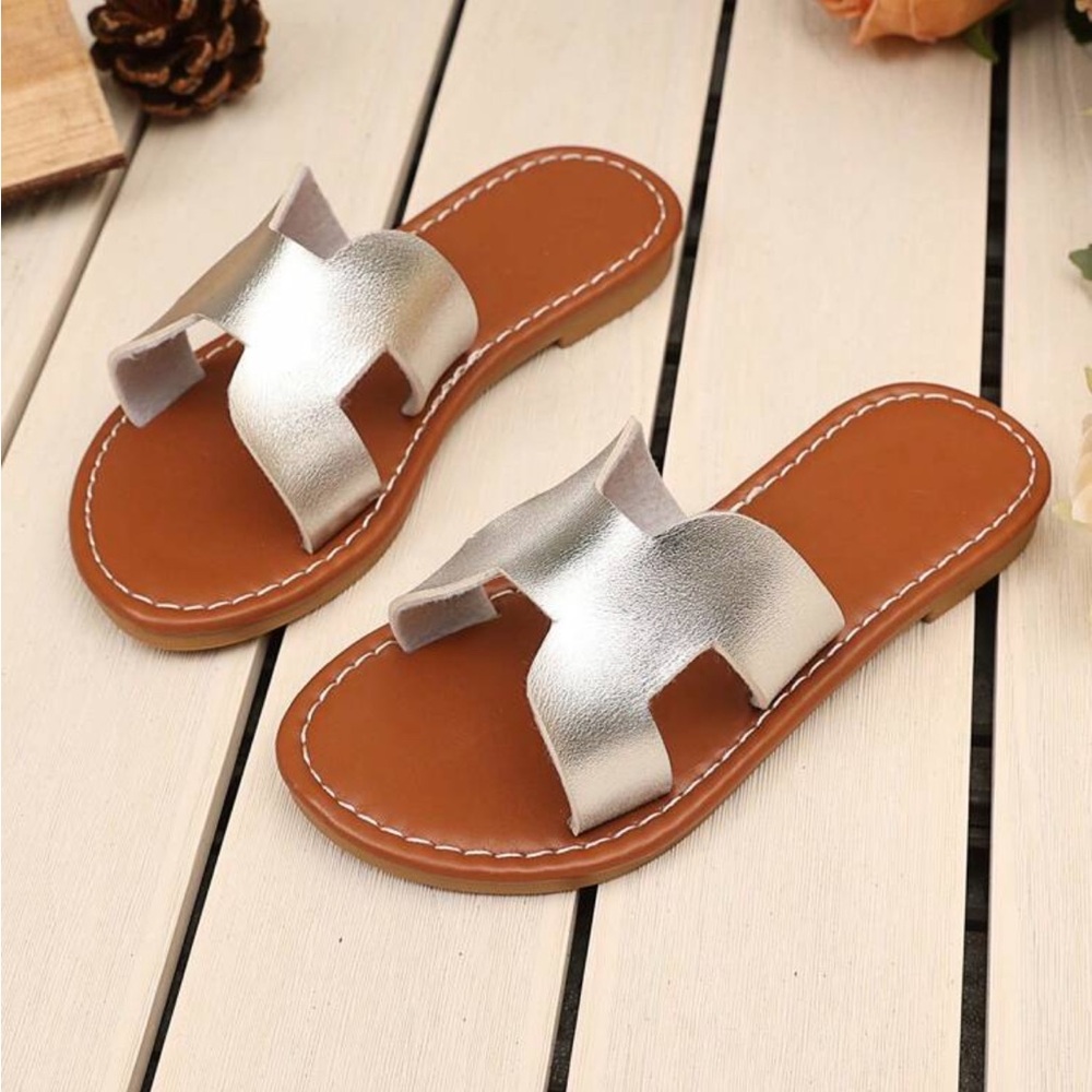 NWT- Girls Silver Slide Sandals